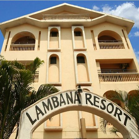 Lambana Resort Calangute Esterno foto