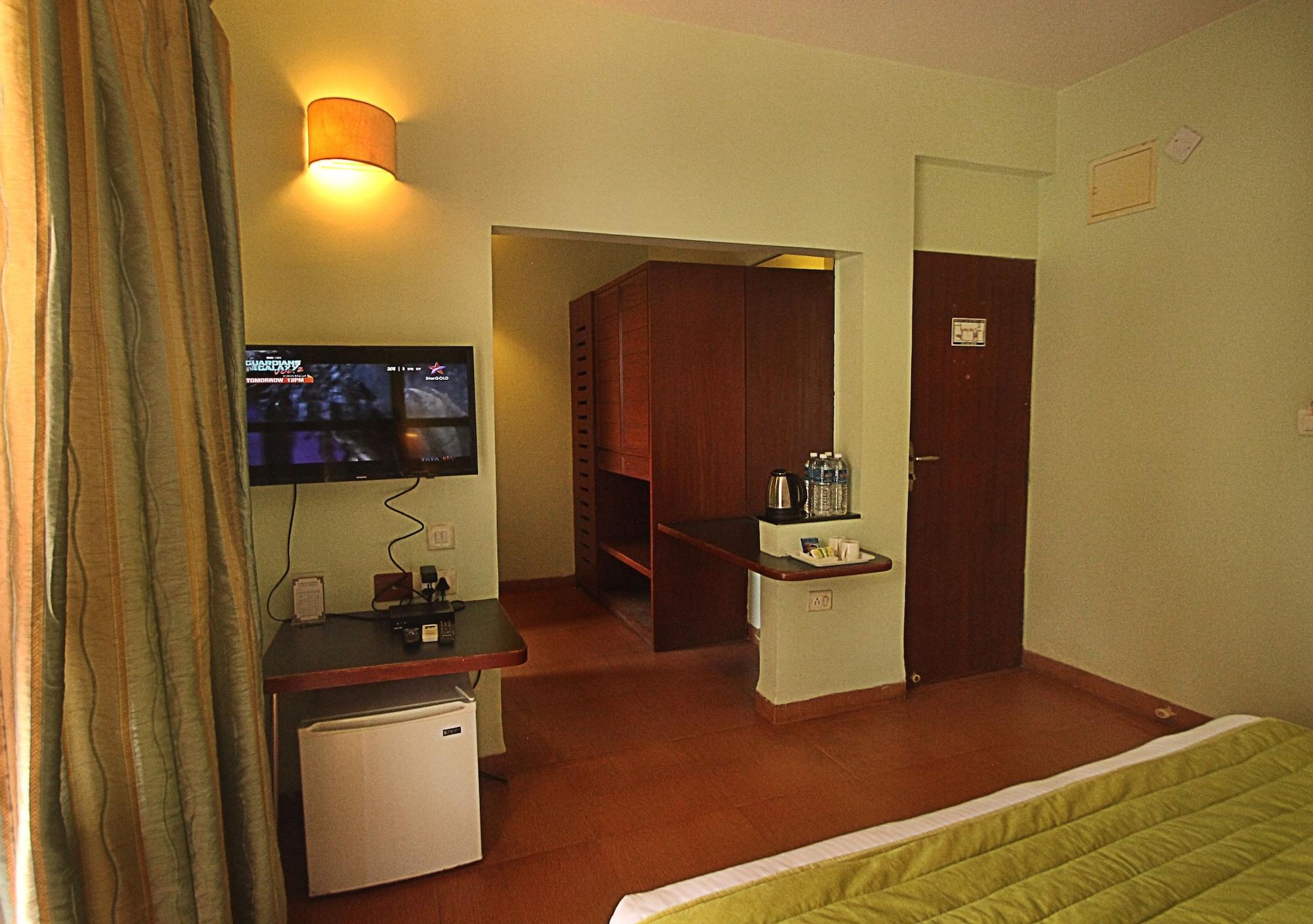Lambana Resort Calangute Esterno foto
