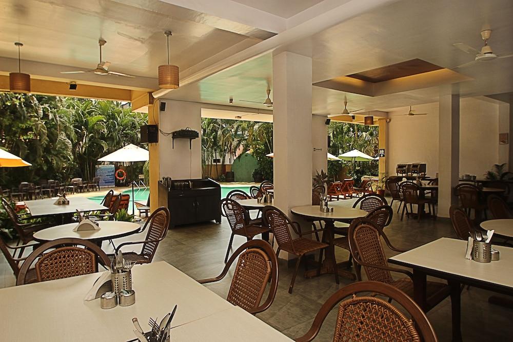 Lambana Resort Calangute Esterno foto
